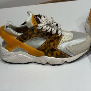 Nike Air Huarache Athletic Shoes - White and Orange